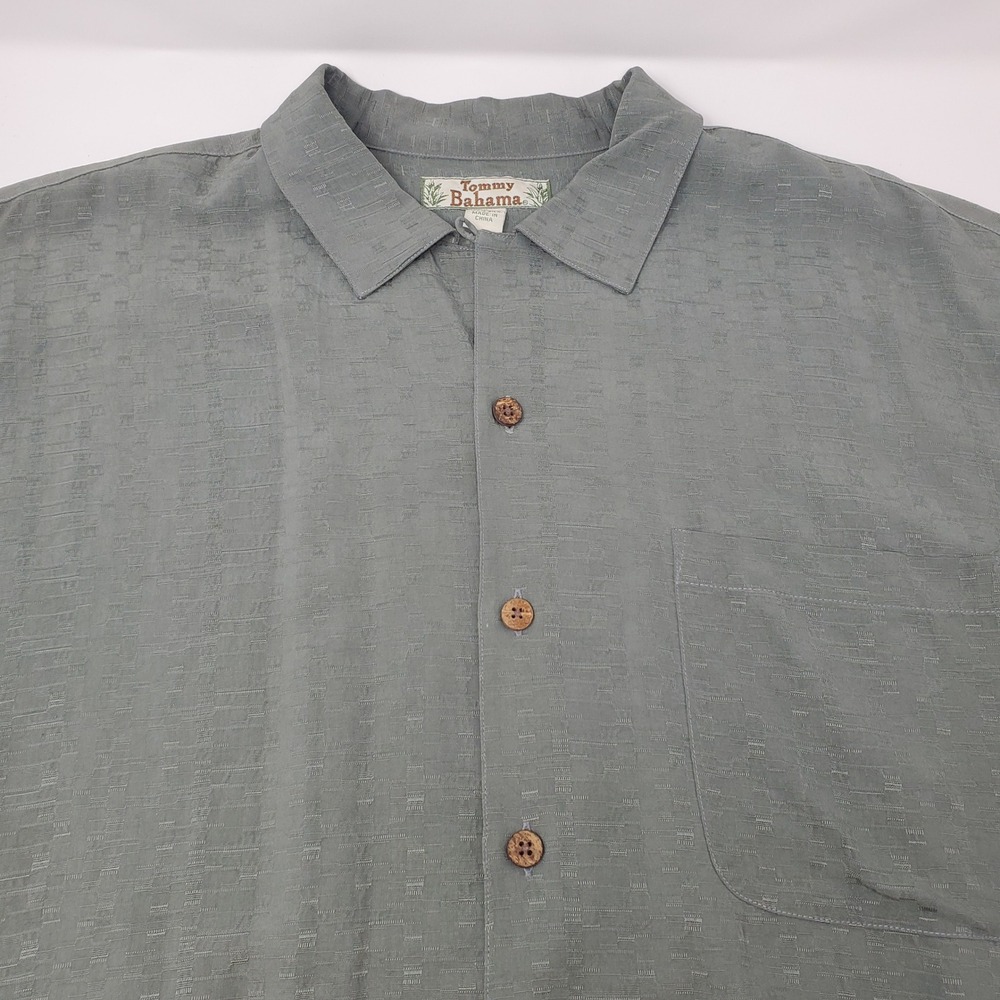 Tommy Bahama Silk Shirt Mens L Short Sleeve Sage Green Button Down Textured